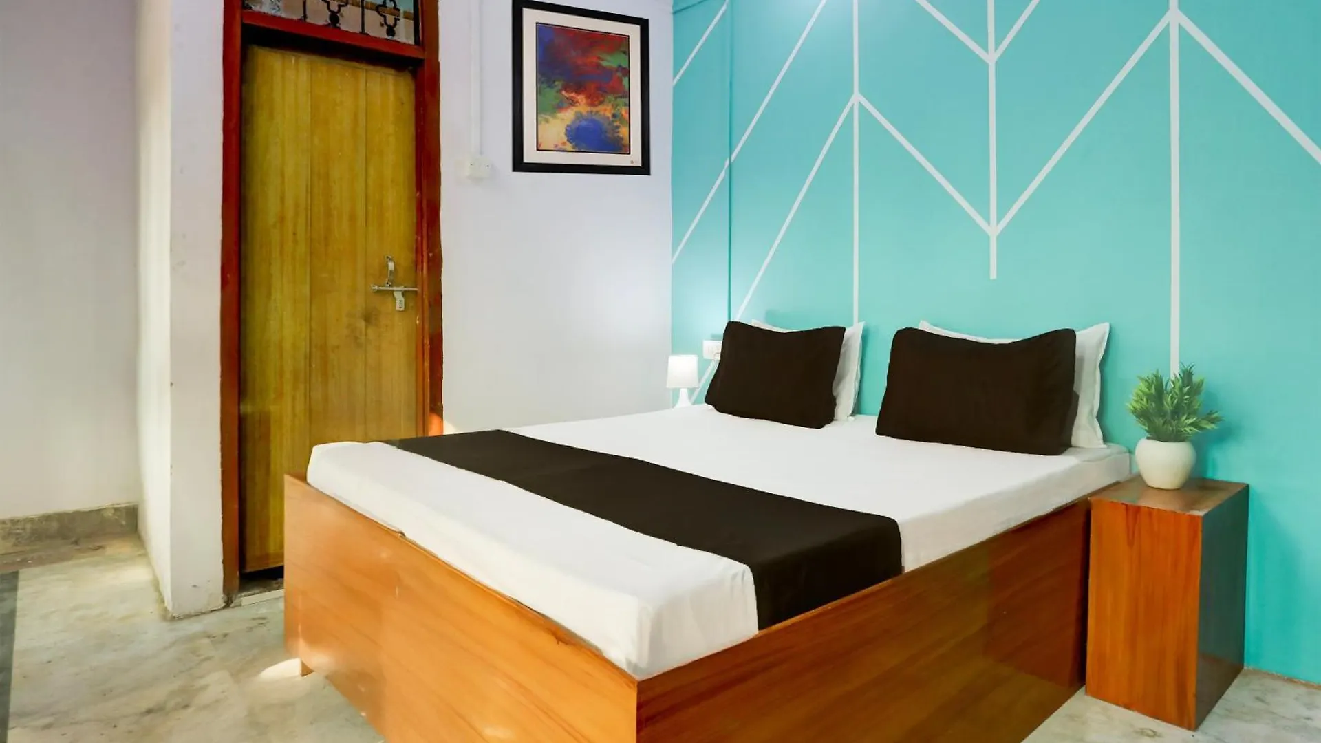 Hotel O The Relax In Varanasi India