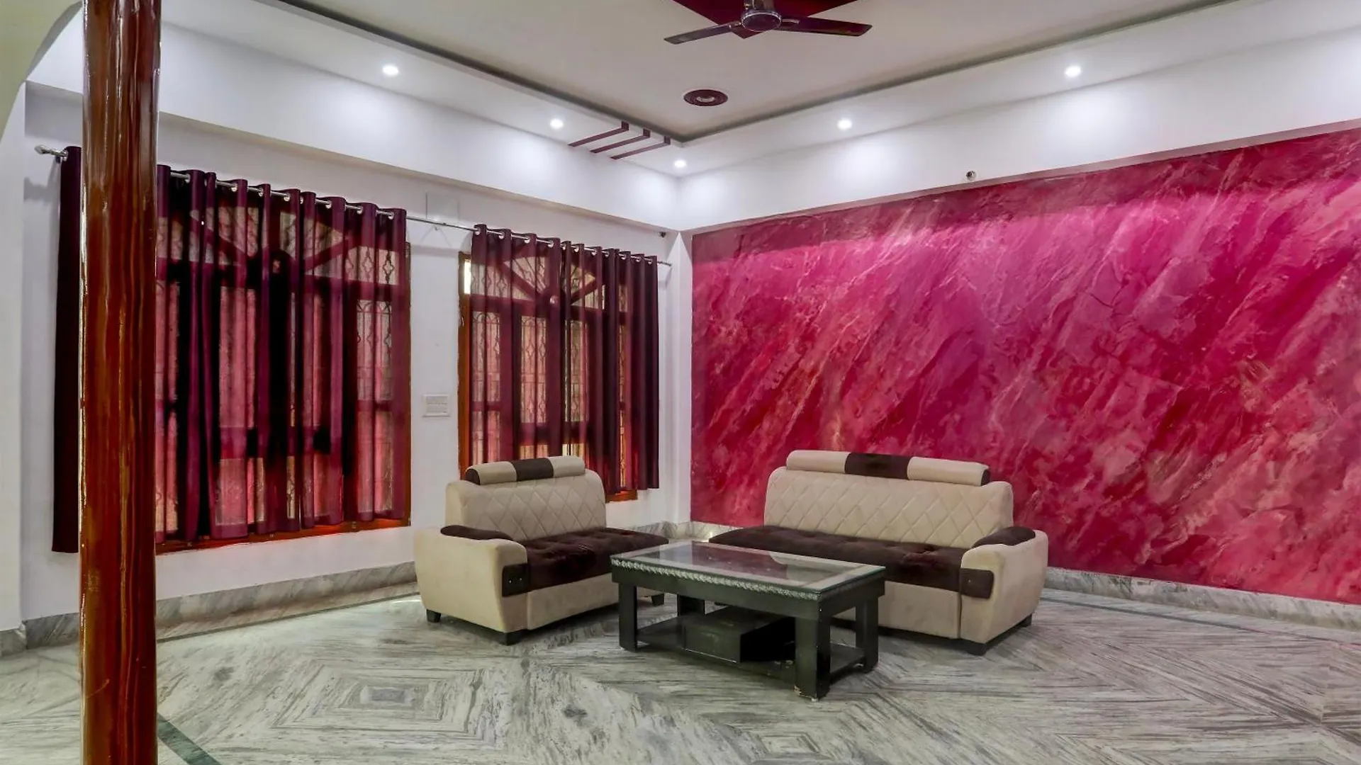Hotel O The Relax In Varanasi 3*,  India